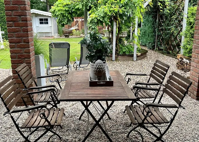 & Garden & Sauna Am Feriehus